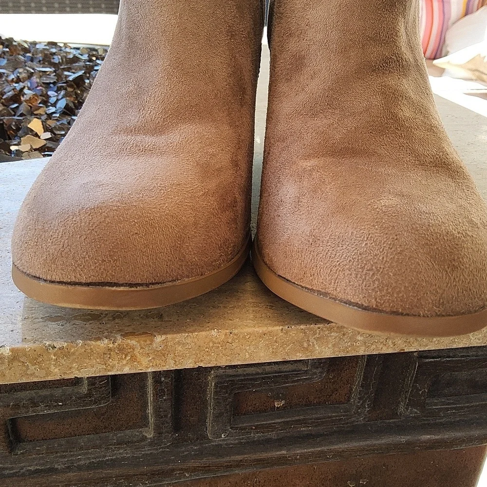 Style & Co faux suede light brown heeled boots size 10 1/2 - Picture 9 of 14